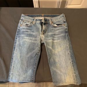 7 Faded Jeans